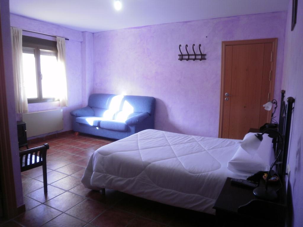Hostal El Olmo Camarena de la Sierra Rum bild